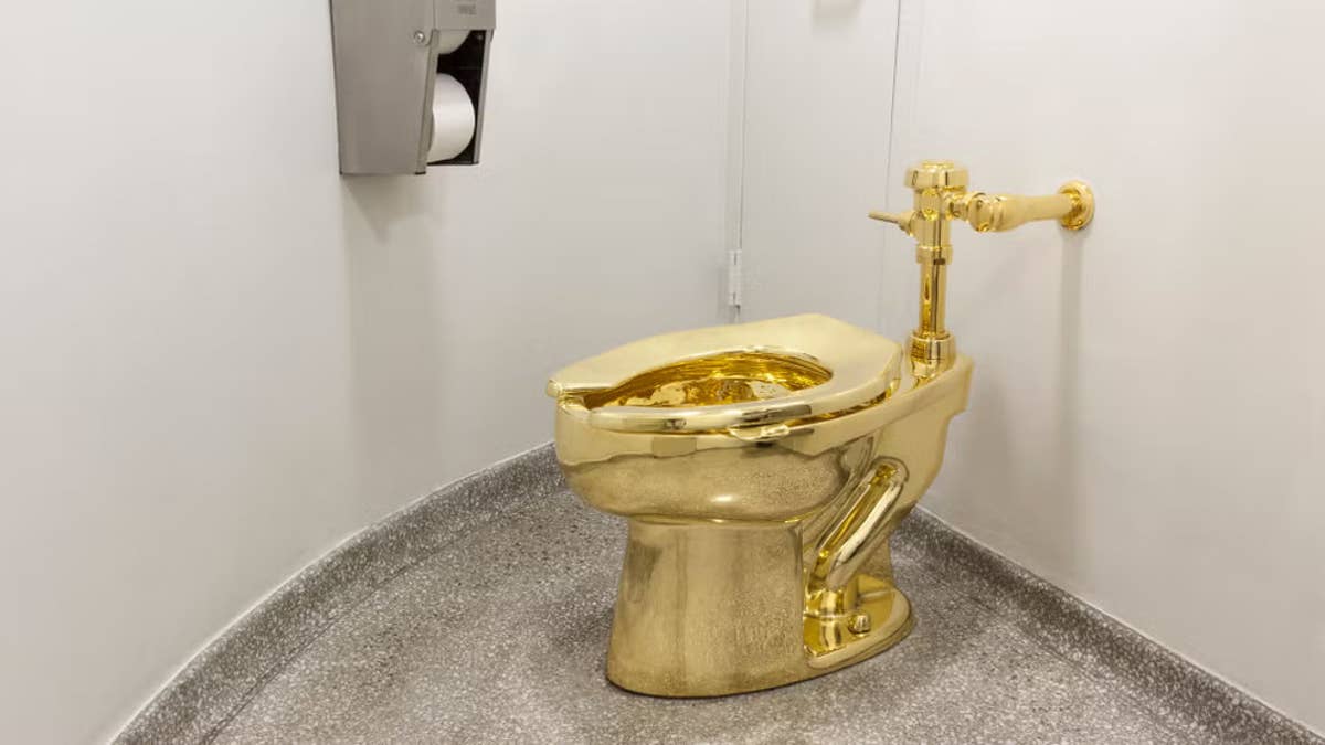 Four Men Charged In Heist Of 18-Carat Gold Toilet From Winston Churchill Home