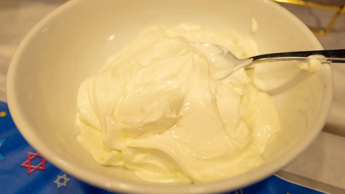 Woman With Rare Condition Says She Can Only Eat "Beige" Foods